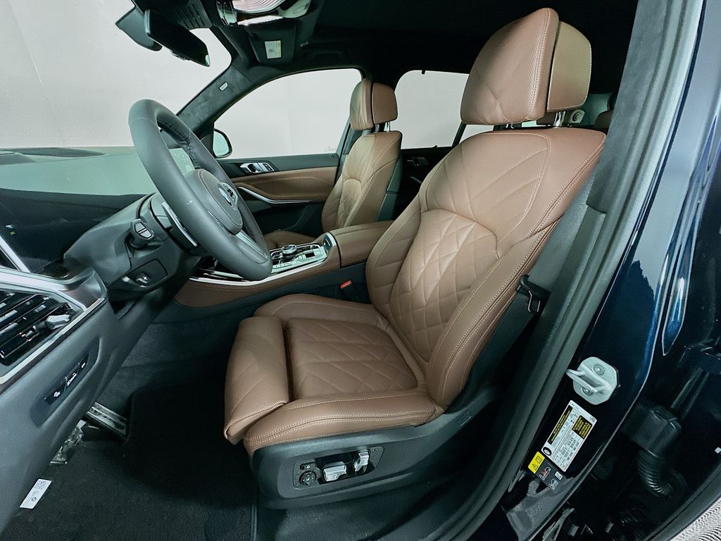 Thumbnail: 2026 BMW X5 - 16