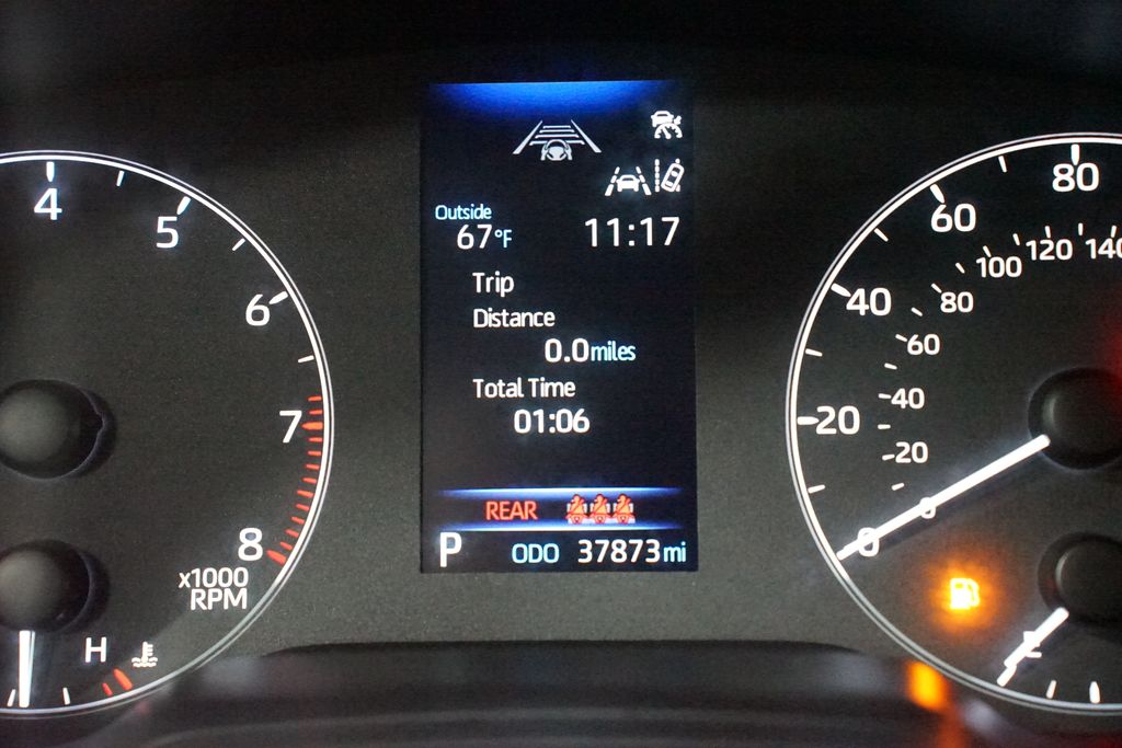 Thumbnail: 2024 Toyota Corolla - 16