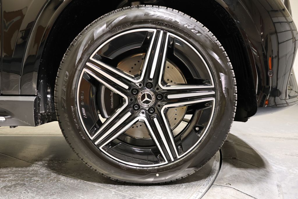 Thumbnail: 2026 Mercedes-Benz GLE - 14