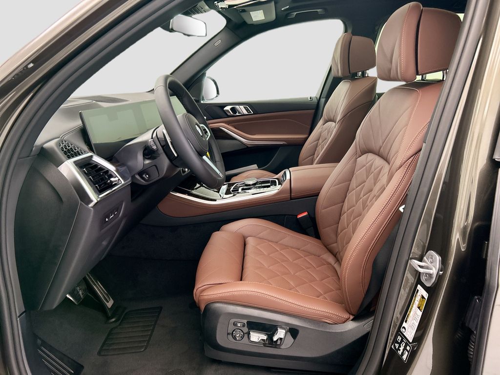 Thumbnail: 2026 BMW X5 - 18