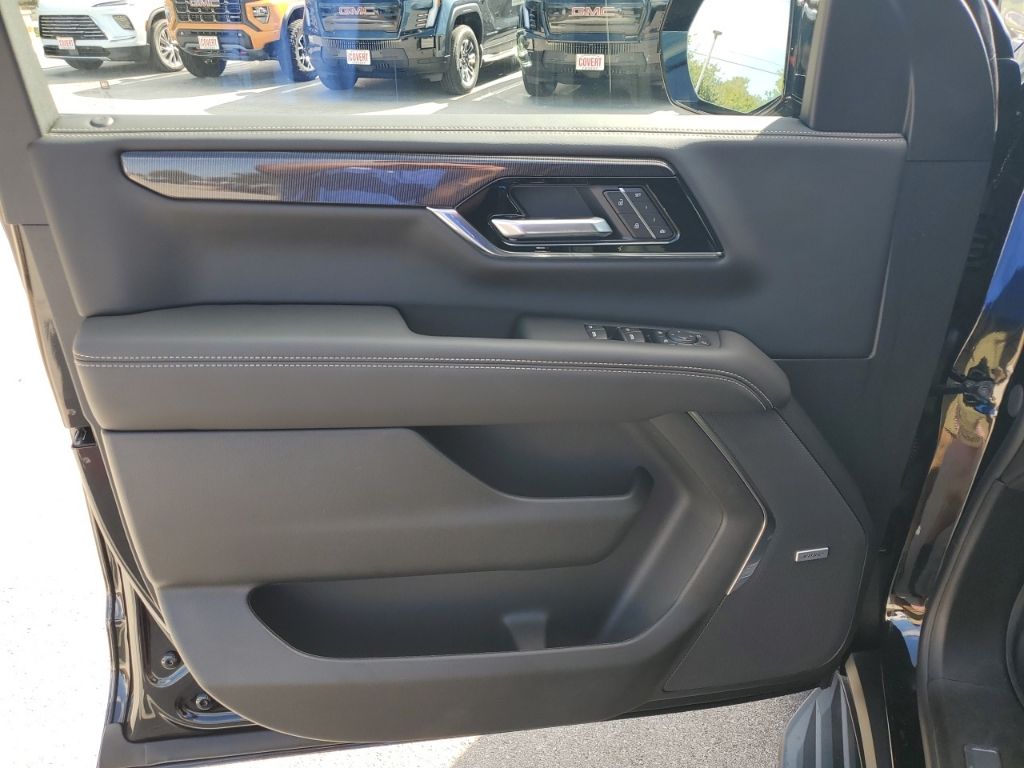 New Car 2025 Gmc Yukon  Elevation For Sale In Austin, Texas