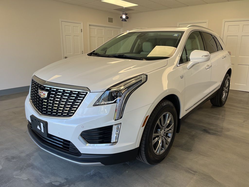 used 2023 Cadillac XT5 car, priced at $34,700