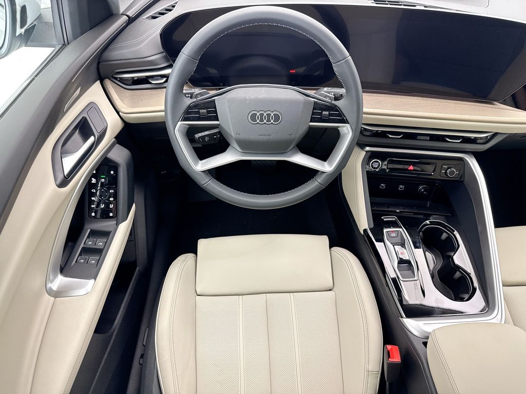 Thumbnail: 2026 Audi Q5 - 10