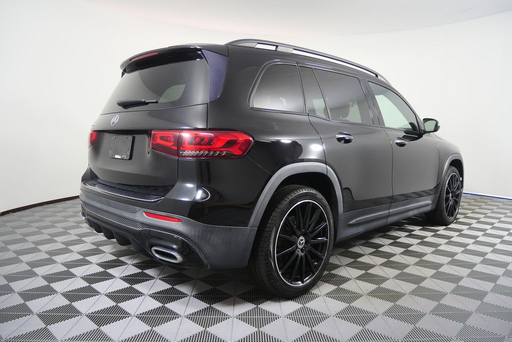 Thumbnail: 2022 Mercedes-Benz GLB - 3