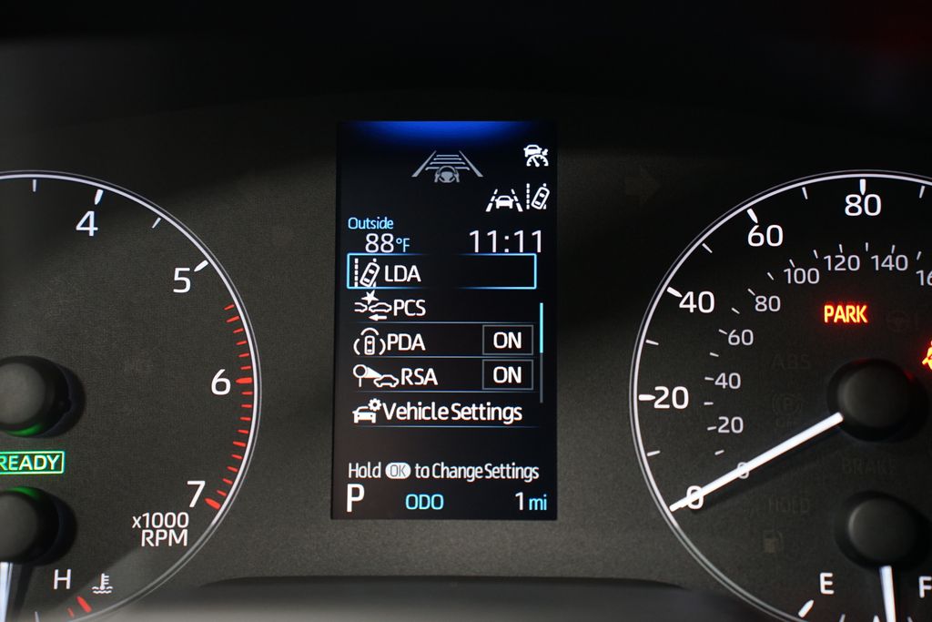 2025 Toyota Corolla SE 16