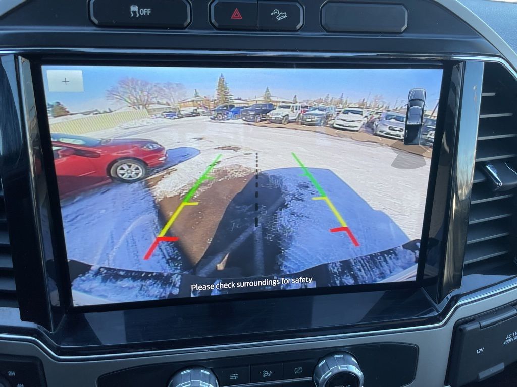 Certified Used 2022 White Ford Lariat image 61