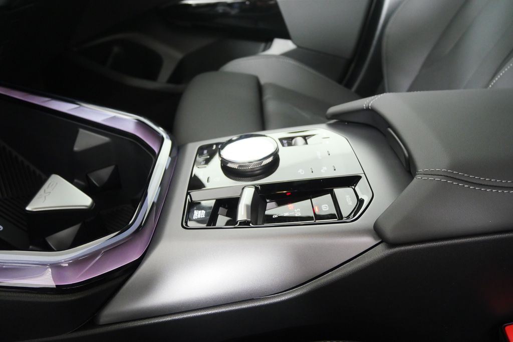 Thumbnail: 2026 BMW X3 - 21