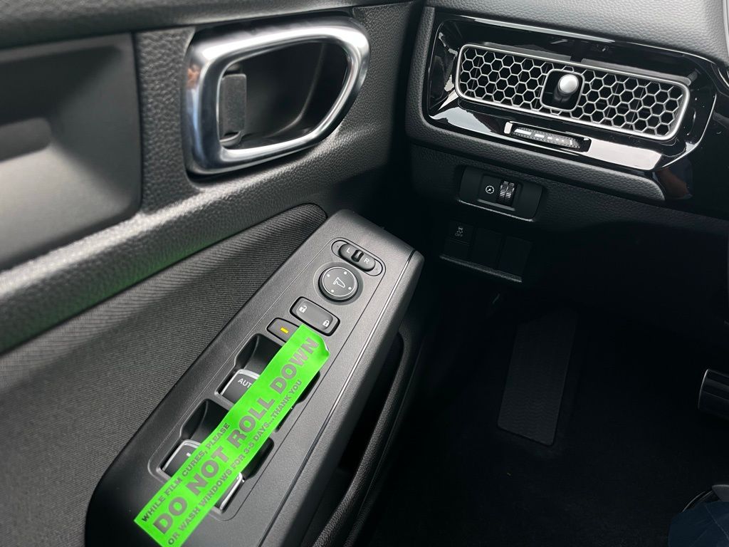 2025 Honda Civic Sport 22