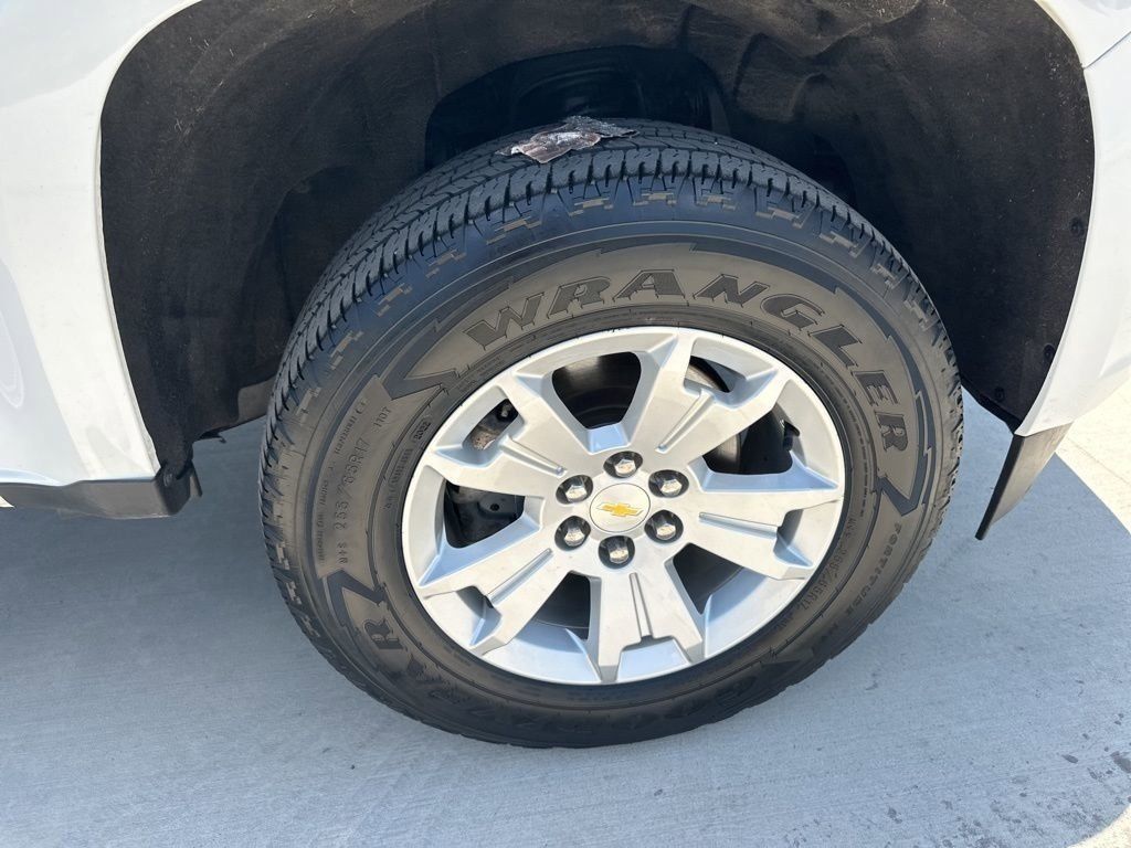 2022 Summit White Chevrolet Colorado LT RWD