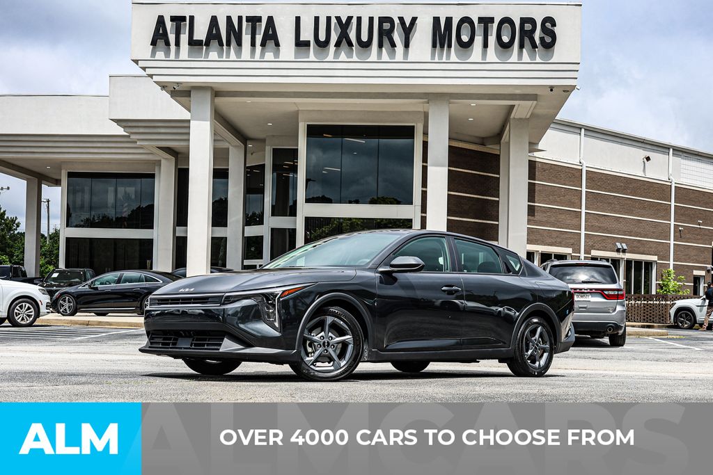 Used 2025 Gray Kia LXS image 3