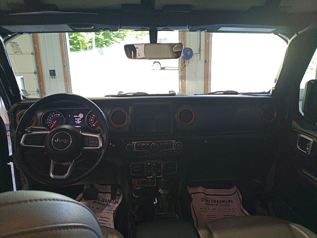 Used 2020 Gray Jeep Mojave image 12