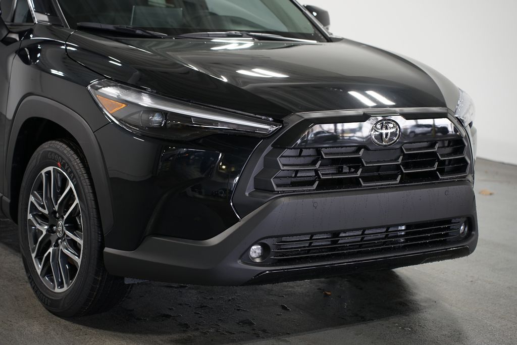 Thumbnail: 2026 Toyota Corolla Cross - 4