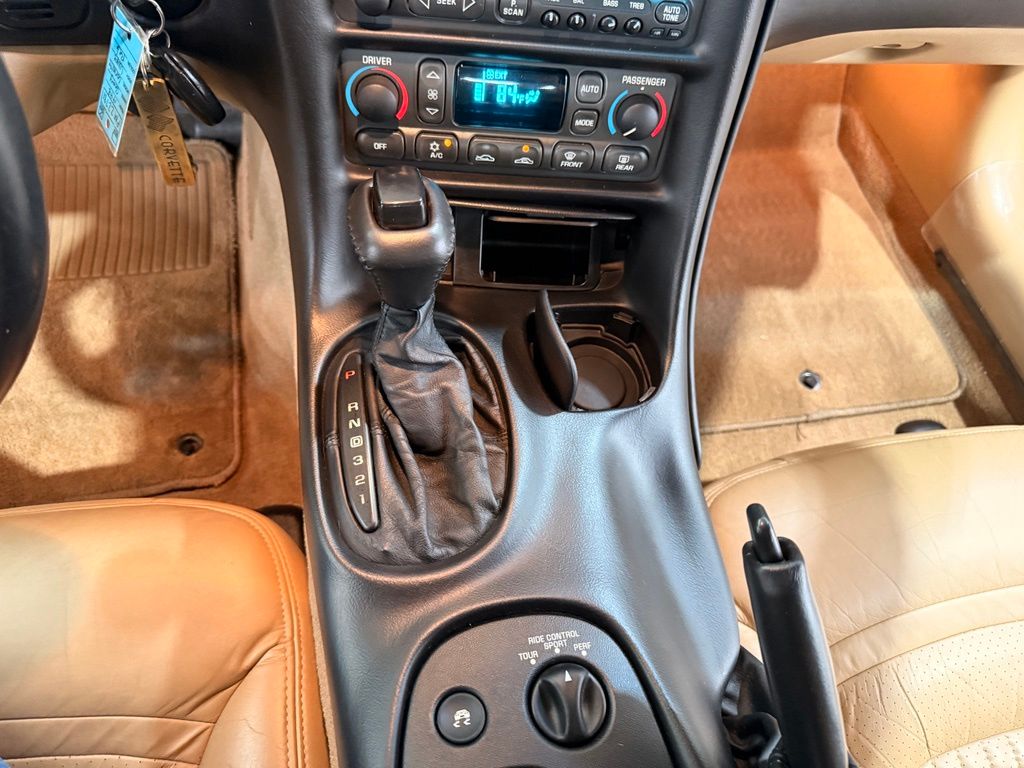 1998 Chevrolet Corvette Base