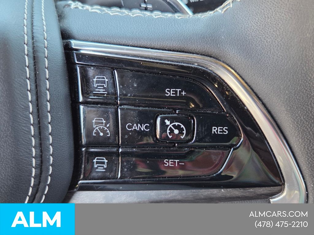 Used 2023 Gray Jeep Overland 4xe image 25