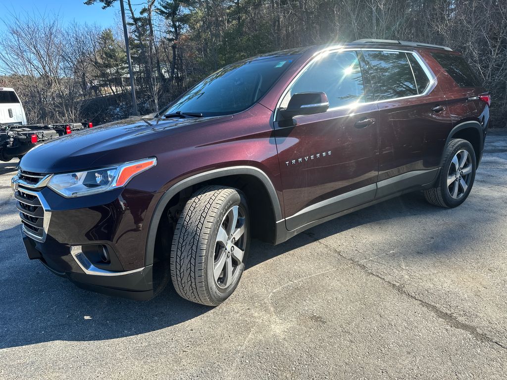 Black Cherry Metallic 2021 Chevrolet Traverse LT Leather AWD SUV / Crossover Four-Wheel Drive 9-Speed Automatic