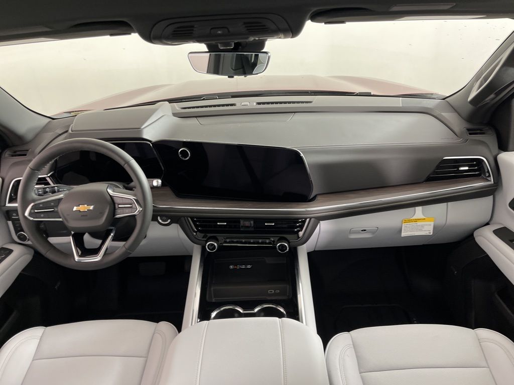 2025 Chevrolet Suburban Premier 23