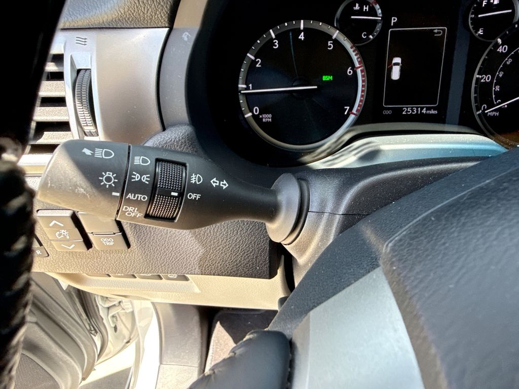 Thumbnail: 2023 Lexus GX - 28
