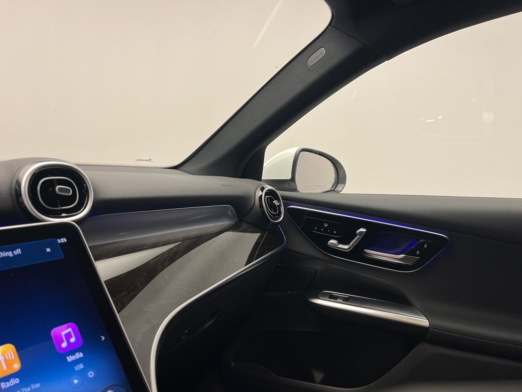 Thumbnail: 2026 Mercedes-Benz GLC - 21