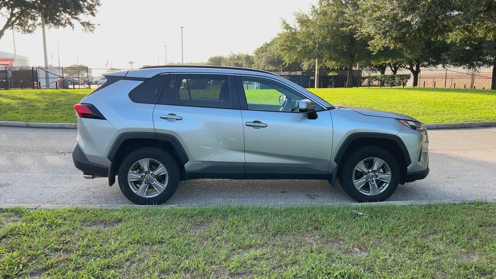 Thumbnail: 2024 Toyota RAV4 - 9