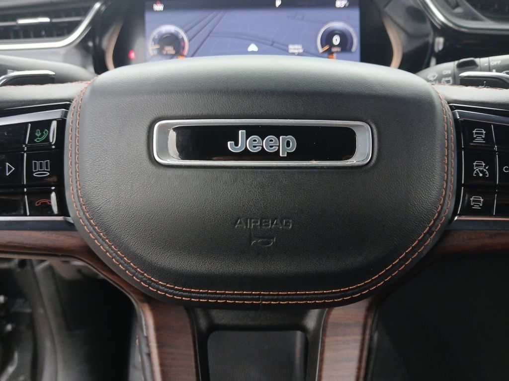 Used Car 2022 Jeep Grand Cherokee  Summit For Sale Under $30,000 In Austin, Texas