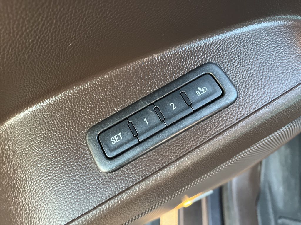 Thumbnail: 2016 GMC Yukon - 8