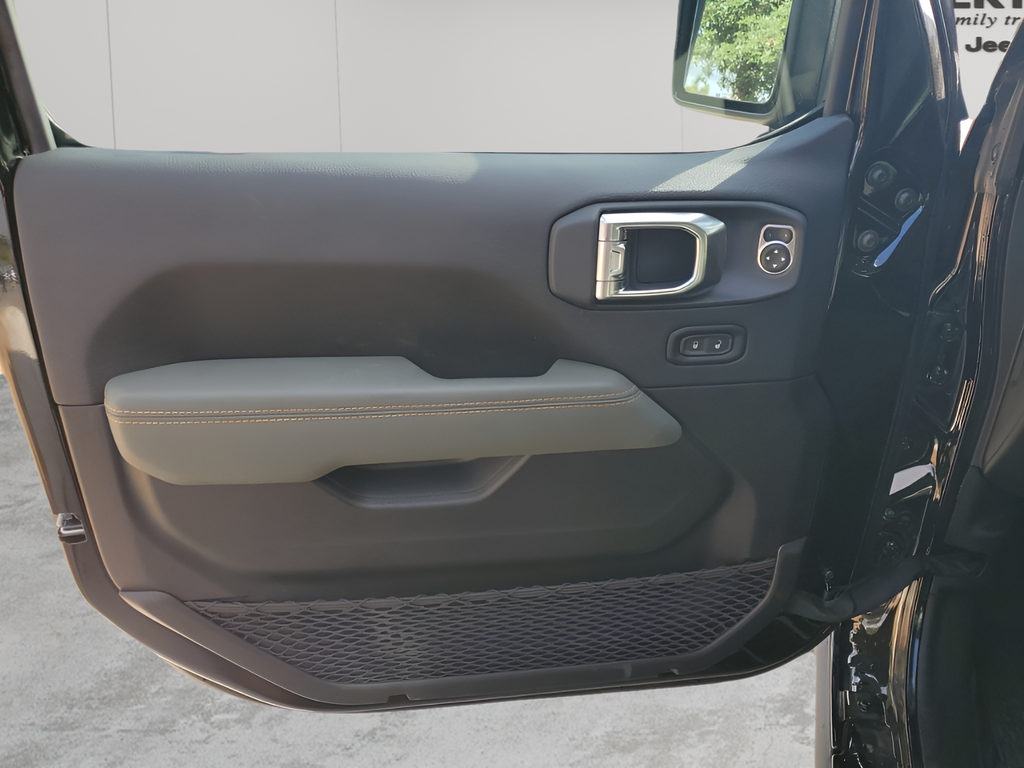 New Car 2025 Jeep Gladiator  Mojave For Sale Under $60,000 In Austin, Texas