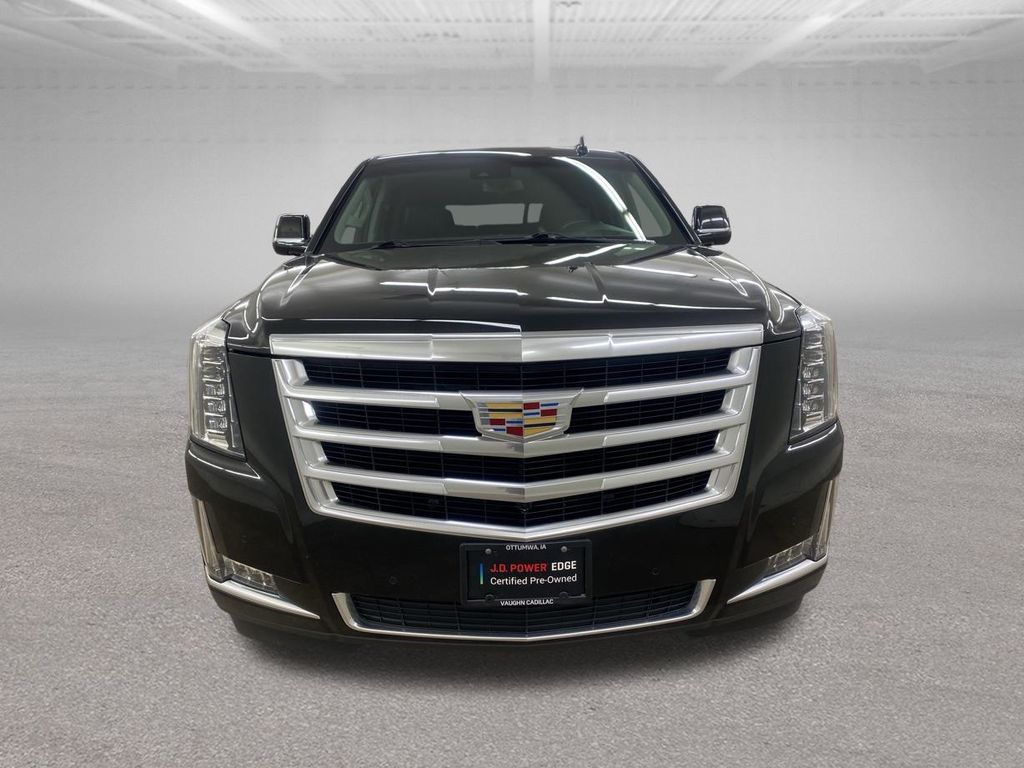 2020 Cadillac Escalade Luxury photo