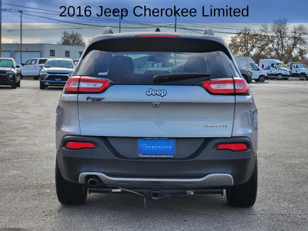 2016 Jeep Cherokee Limited 6