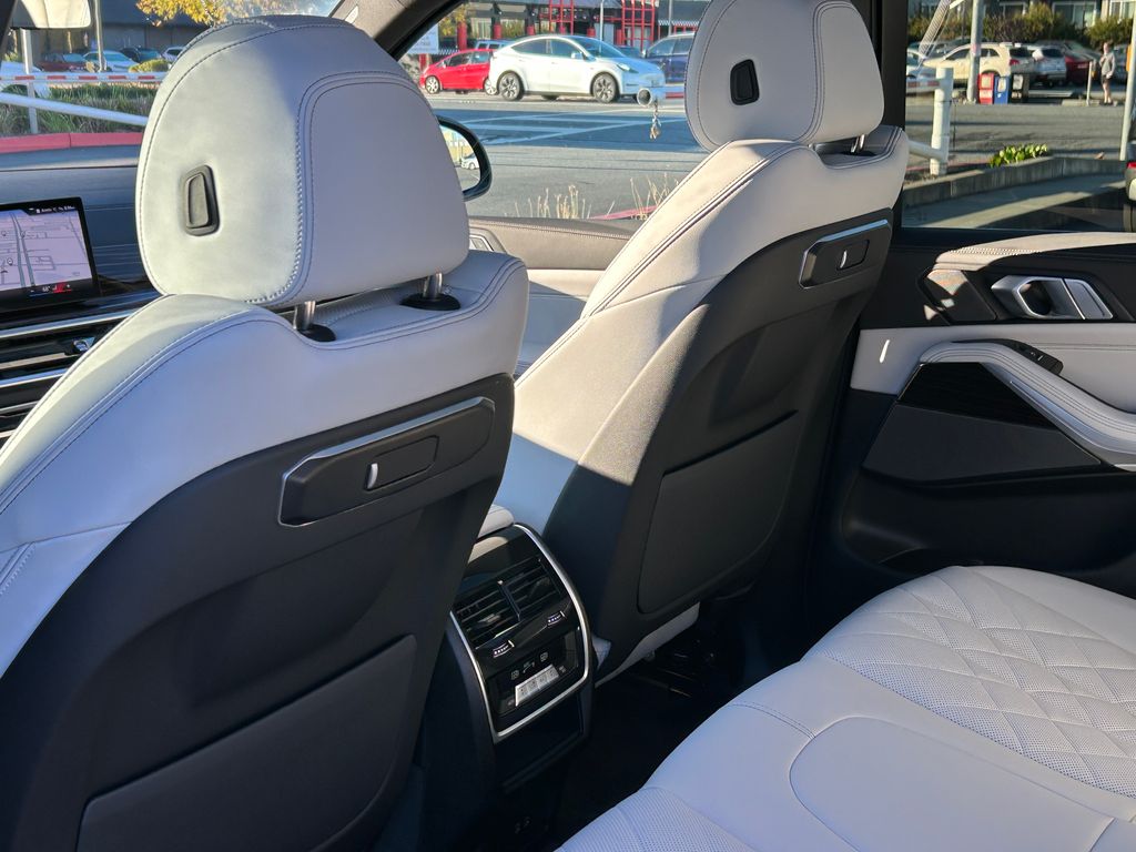 Thumbnail: 2025 BMW X5 - 31