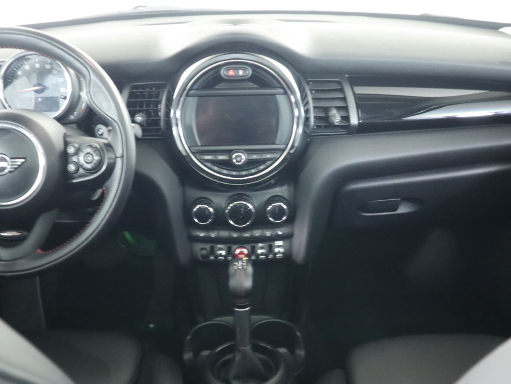 Thumbnail: 2019 MINI Cooper - 14