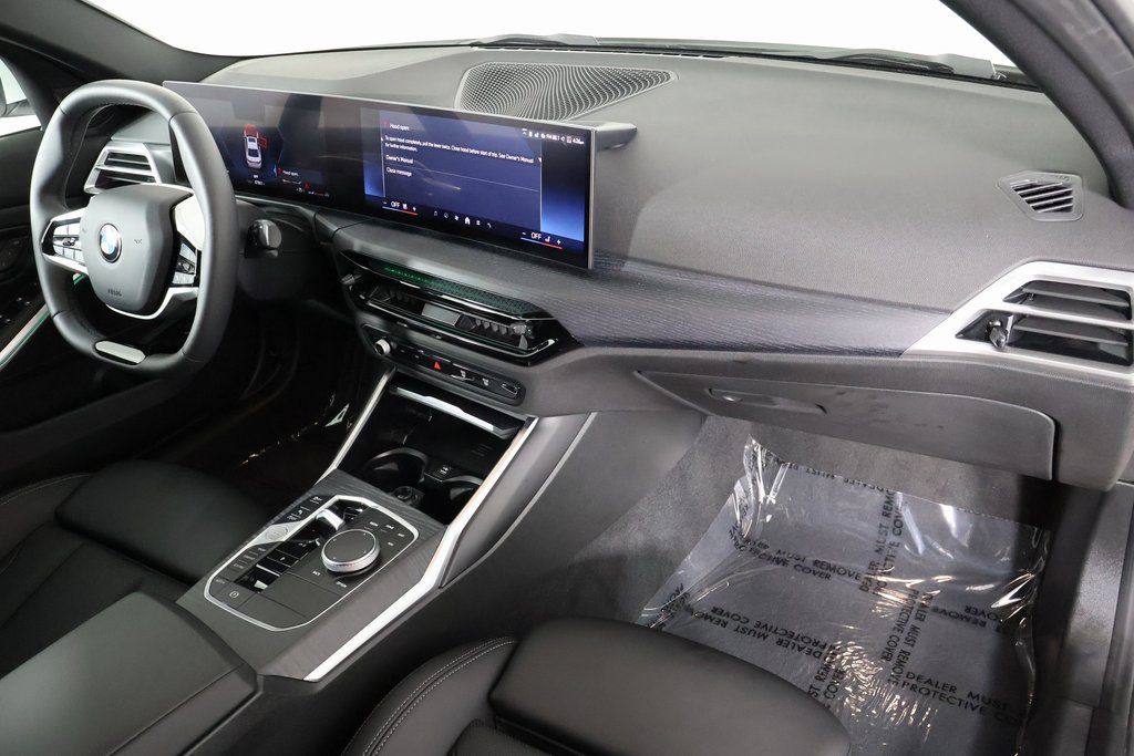 Thumbnail: 2025 BMW 3 Series - 9