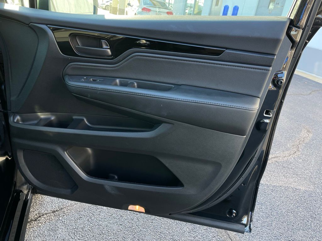 Thumbnail: 2025 Honda Odyssey - 30