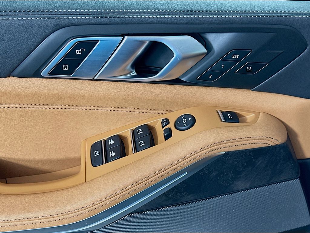Thumbnail: 2026 BMW X5 - 20