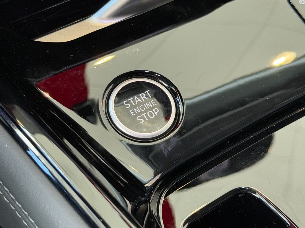 Thumbnail: 2026 Audi Q3 - 24