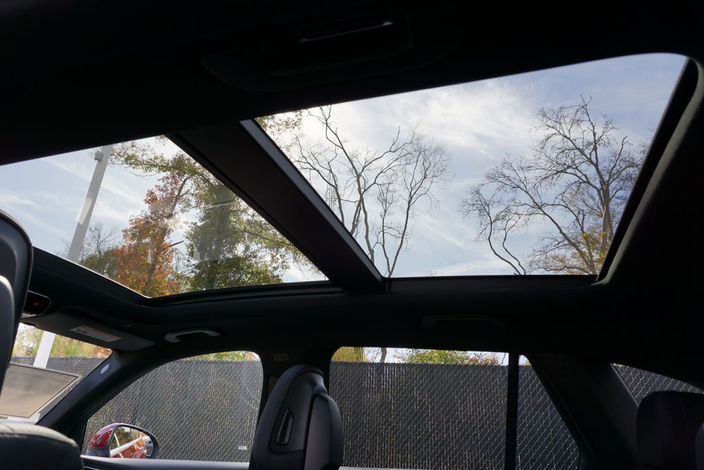 Thumbnail: 2026 Mercedes-Benz GLC - 16