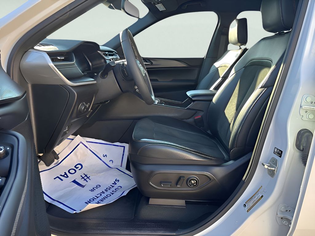 2024 Jeep Grand Cherokee