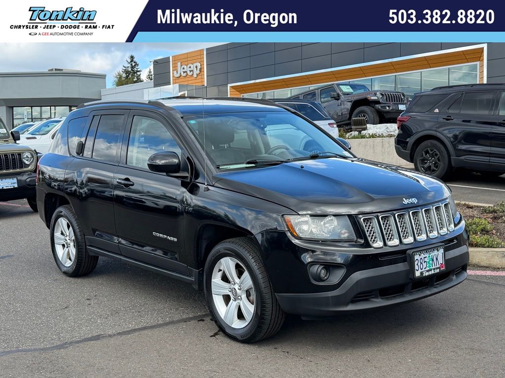Black Clearcoat 2016 Jeep Compass Latitude 4WD SUV / Crossover Four-Wheel Drive 6-Speed Automatic