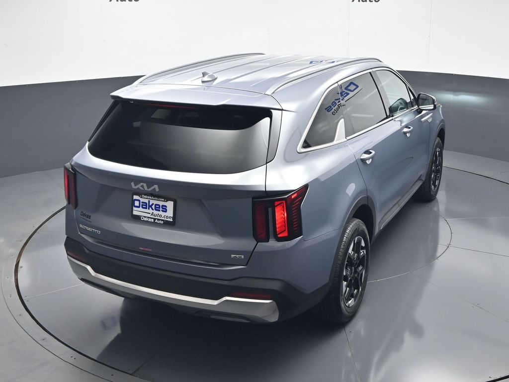 2025 Everlasting Silver Kia Sorento S AWD SUV