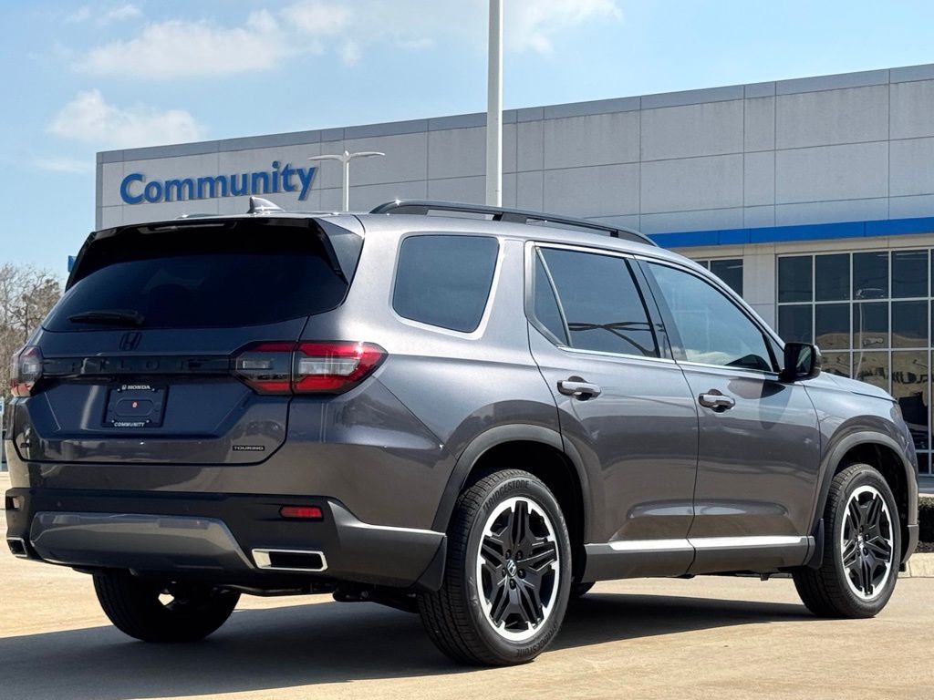 2026 Honda Pilot Touring - 1