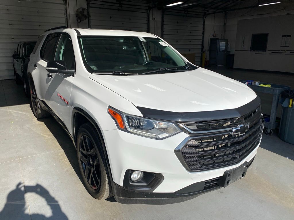 Summit White 2021 Chevrolet Traverse SUV / Crossover Four-Wheel Drive 9-Speed Automatic