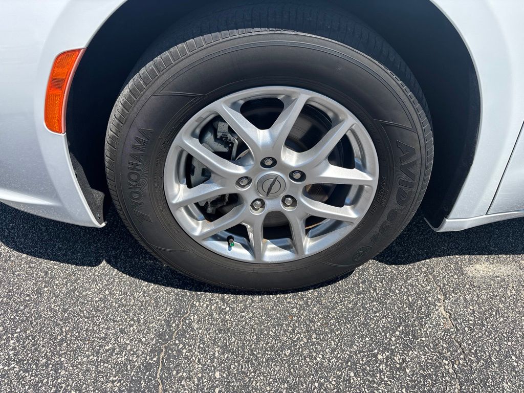 Used 2023 Chrysler Pacifica Van