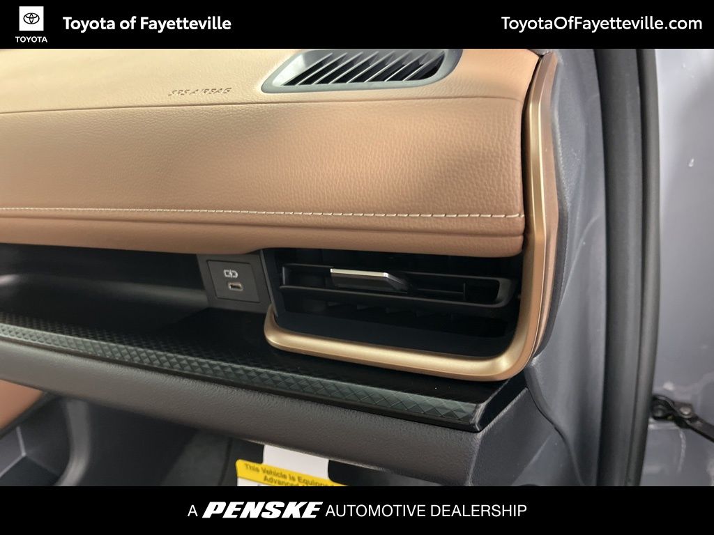 Thumbnail: 2026 Toyota Grand Highlander - 10