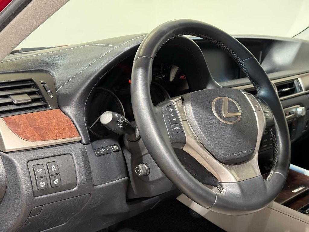 Thumbnail: 2014 Lexus GS - 16