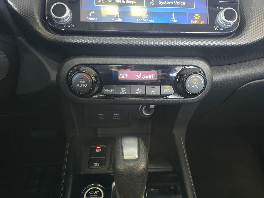 Thumbnail: 2021 Nissan Kicks - 23