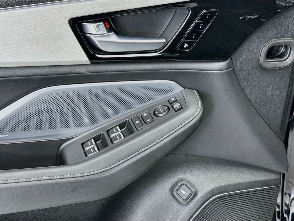 Thumbnail: 2026 Acura MDX - 24
