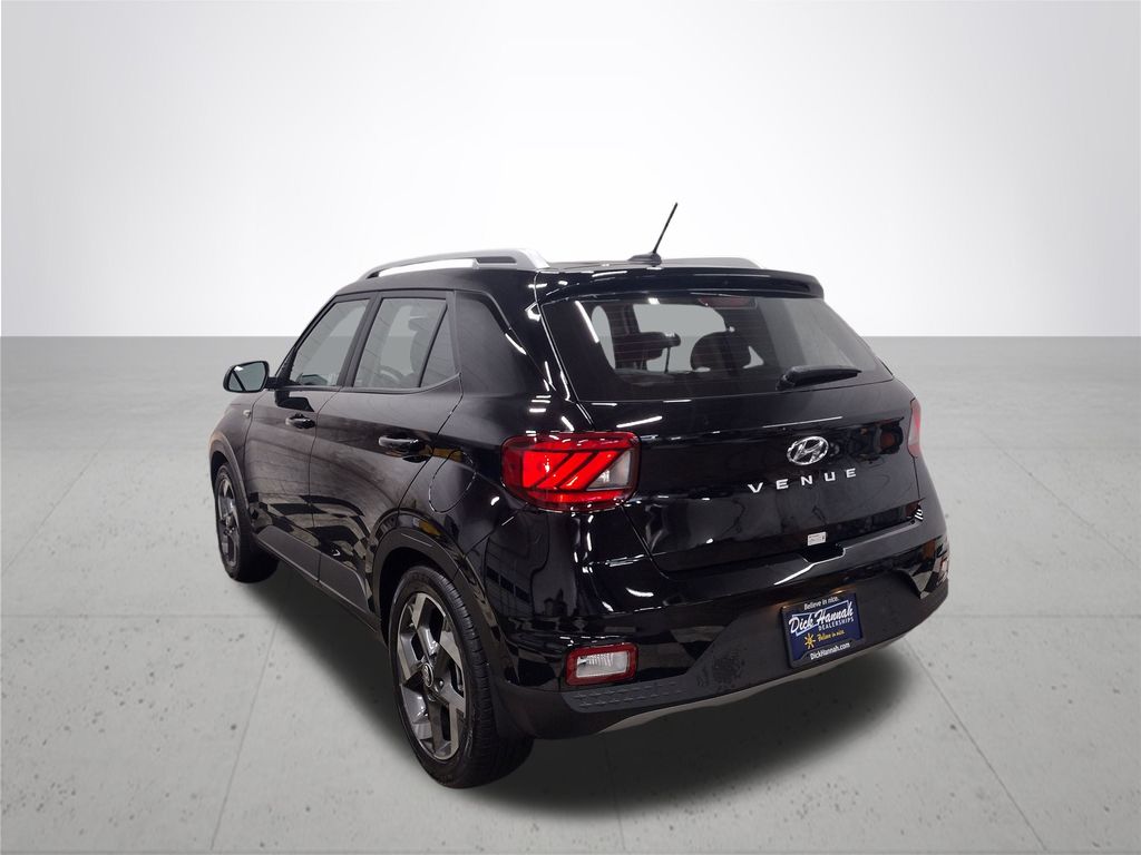 2024 Hyundai Venue SEL