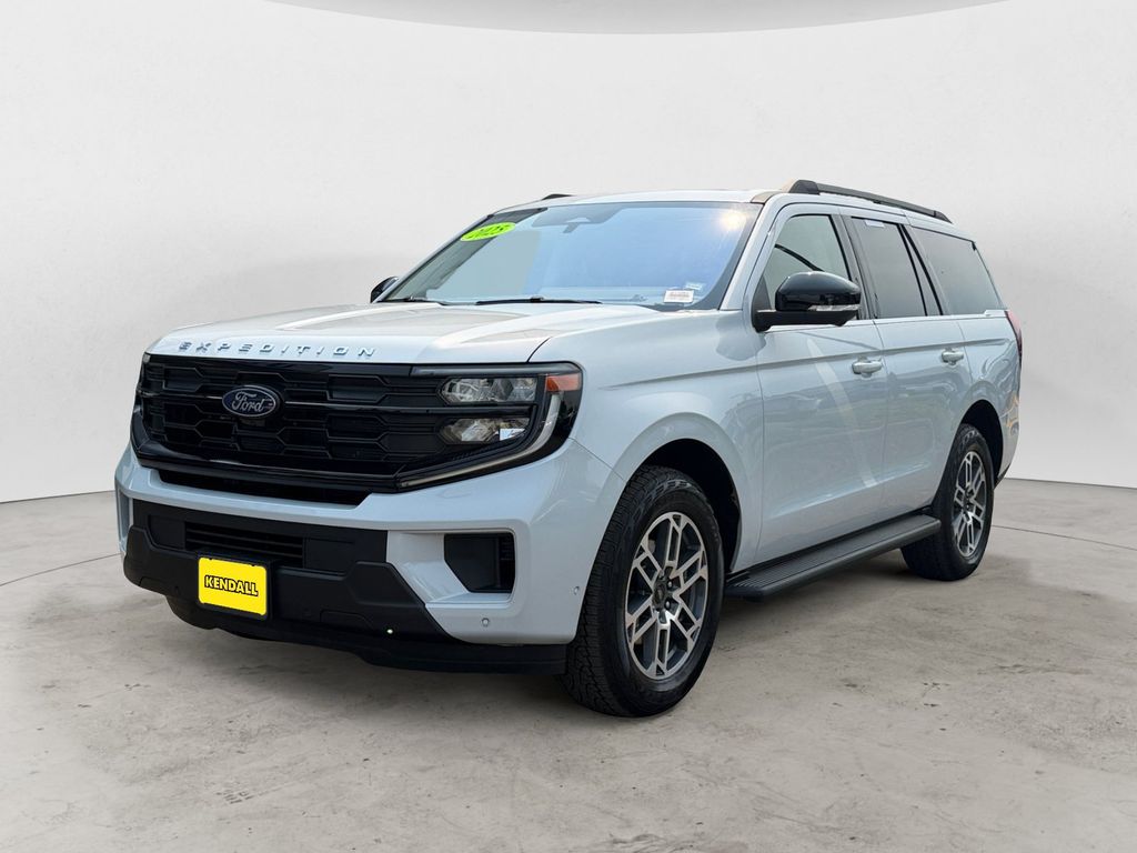 Silver Metallic 2025 Ford Expedition SUV / Crossover Four-Wheel Drive Automatic