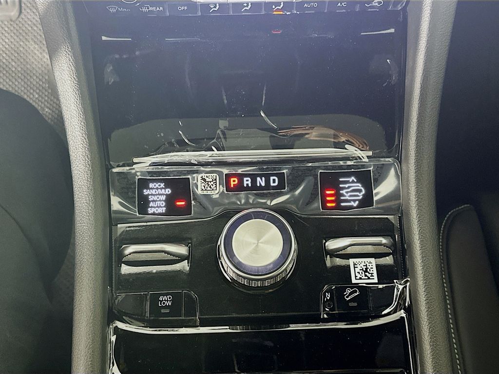 New 2025 Silver Jeep Overland image 12