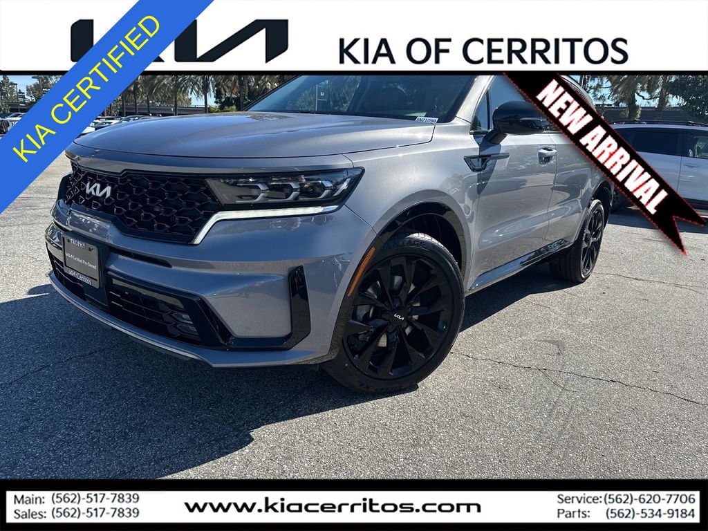 Everlasting Silver 2023 Kia Sorento SX FWD SUV / Crossover Front-Wheel Drive 8-Speed Dual Clutch