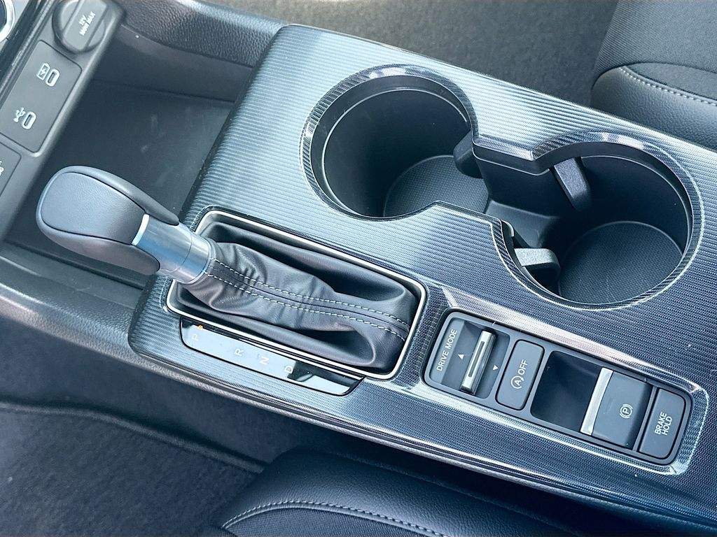 2025 Honda Civic Sport 14